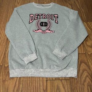 SHEIN Heather Gray Sweatshirt with Pink Detroit Design